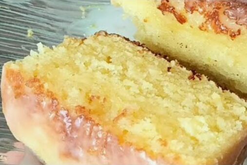 Bolo de Limão com Cobertura Cremosa: Leve e Irresistível