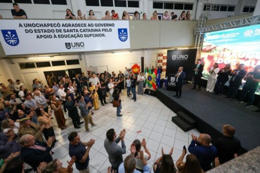 Em Chapecó, governador Jorginho Mello inaugura laboratórios para pesquisa avançada