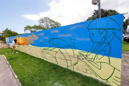 Mural em Jurerê valoriza cultura e conservação ambiental