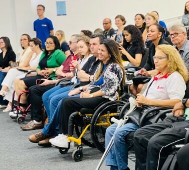 Membros do Conselho Estadual dos Direitos da Pessoa com Deficiência de SC participam de evento em Blumenau