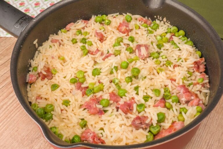 Aprenda a Fazer Arroz com Linguiça Delicioso