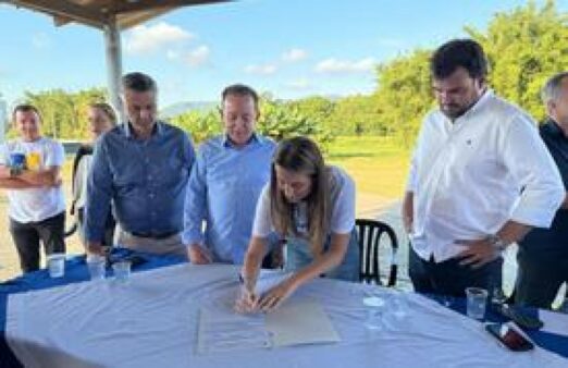 Assinada ordem de serviço para ampliação do tratamento preliminar de esgoto de BC