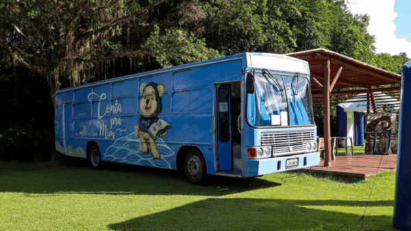 Sexta Cultural em BC: Poesia e Livros Grátis no Parque Raimundo Malta