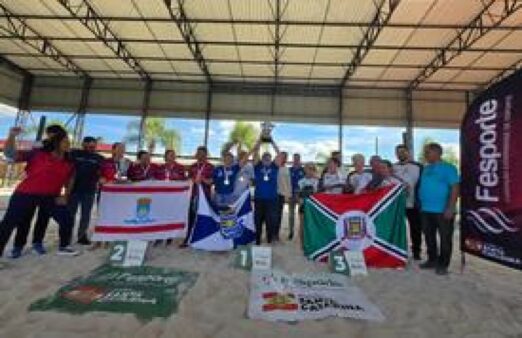 Balneário Camboriú é destaque no beach tennis feminino
