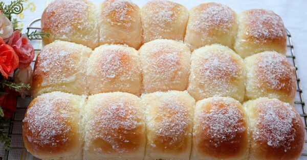 Pão de Leite Condensado Macio e Muito Fofinho