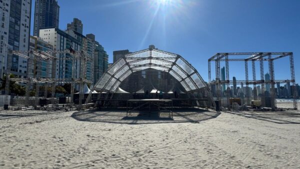 Show com a banda Jota Quest é neste domingo em Balneário Camboriú