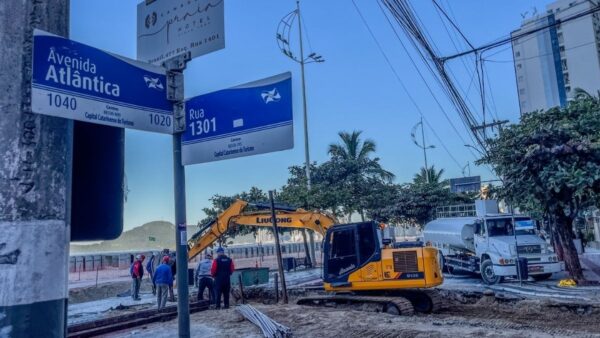Obra de macrodrenagem na Rua 1301 altera trânsito na região central