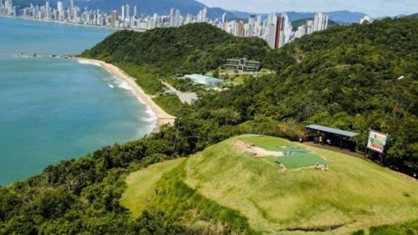 Acesso ao Morro do Careca em Balneário Camboriú será suspenso a partir de setembro
