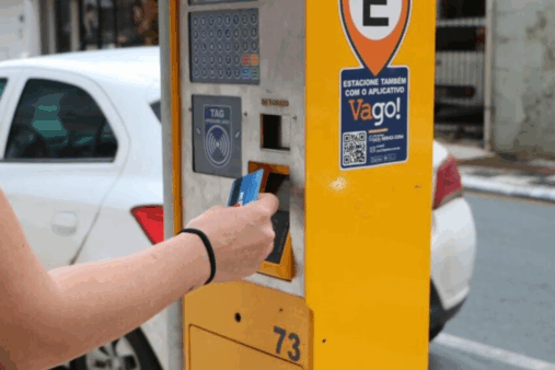 Balneário Camboriú inicia auditoria em contrato dos parquímetros