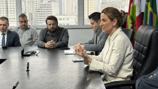 Balneário Camboriú firma pré-acordo para regularizar Vila Fortaleza