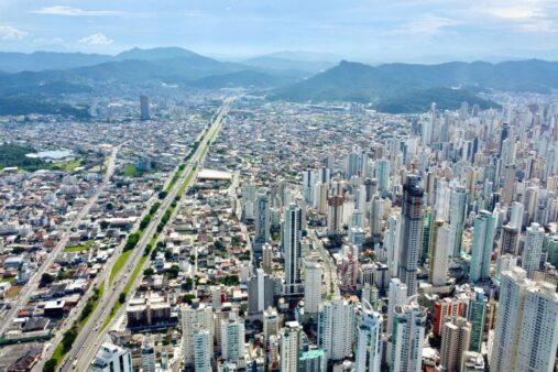 Balneário Camboriú inicia debates sobre revisão da Lei de Uso e Ocupação do Solo na segunda-feira