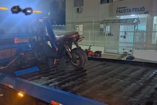 Menor foge de patinete elétrico em alta velocidade e acaba apreendido em BC