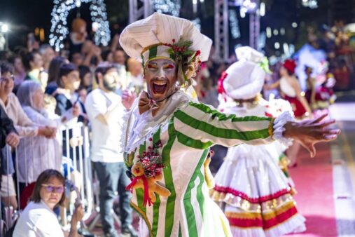 Balneário Camboriú terá desfile extra do Viva o Natal nesta sexta-feira