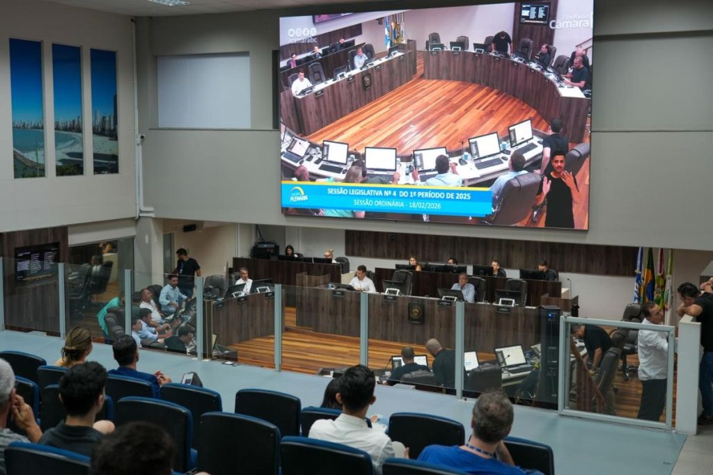 Câmara de Balneário Camboriú aprova projetos sobre saúde, animais e urbanismo