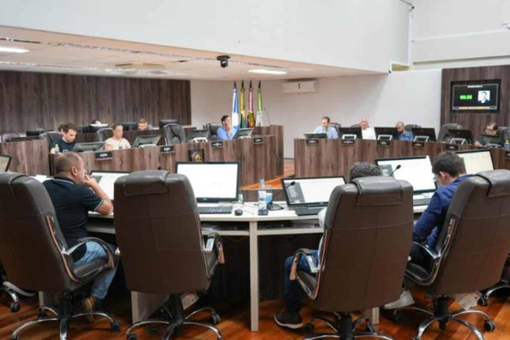 Câmara de Balneário Camboriú aprova cinco projetos em sessão desta quarta