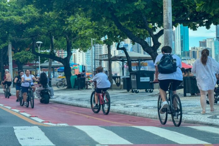 Patinetes e bicicletas elétricas mudam trânsito de BC e ampliam pressão por fiscalização