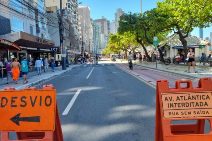 Avenidas Atlântica e Brasil terão bloqueios neste fim de semana em BC