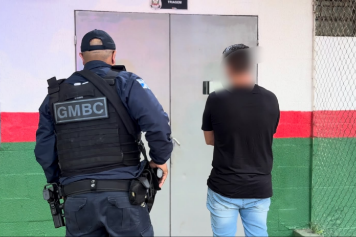 Homem é preso em BC devendo quase R$ 400 mil de pensão alimentícia