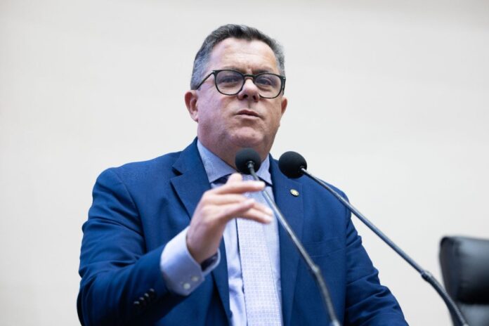 Deputado Ivan Naatz : Justiça precisa conhecer a realidade do sistema de contenção de cheias na região. Foto: Divulgação.