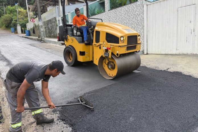 Operação tapa-buraco recupera mais de 4,7 mil m² de asfalto em Balneário Camboriú