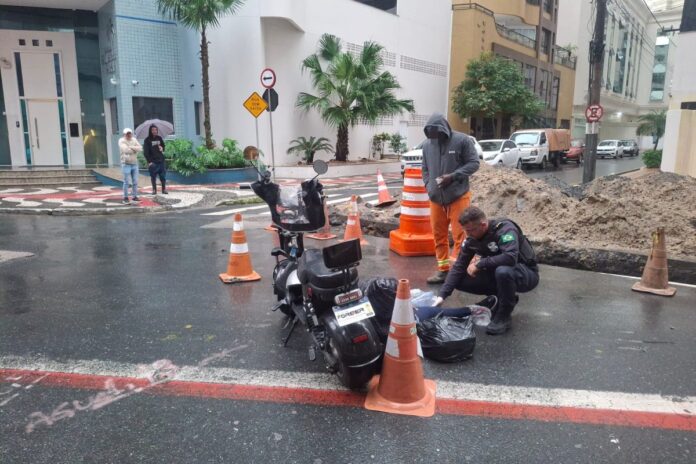 Colisão entre carro e autopropelido gera ferida em BC
