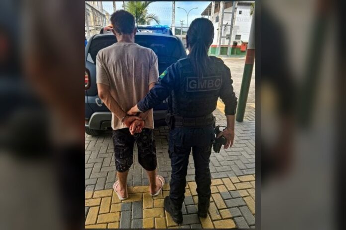 Homem procurado por quatro crimes é preso em BC na Terceira Avenida