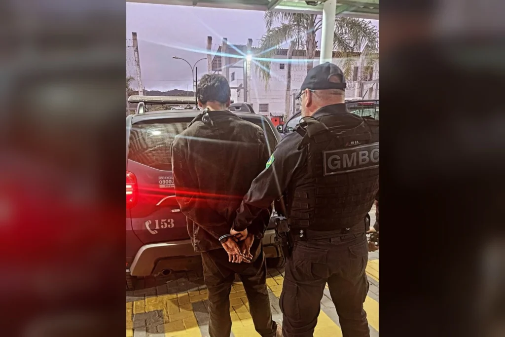 Homem procurado por violência doméstica é preso em BC