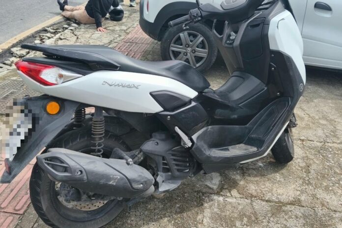 Motociclista se envolve em acidente com carro na Rua Dom Afonso, BC