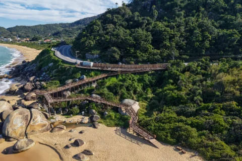 Obra do deck de Taquarinhas em BC entra na reta final