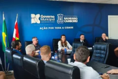 Prefeita cobra cumprimento dos prazos da orla em BC