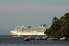 Primeiro navio de cruzeiro chega a BC neste sábado