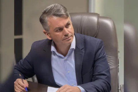 Funcionária fantasma é exonerada em BC após denúncia