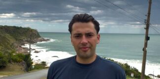 Câmara de Balneário Camboriú aprova moção pelo fim do naturismo na Praia do Pinho