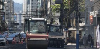 Trecho da Avenida Brasil é recapeado após obras de esgoto em BC