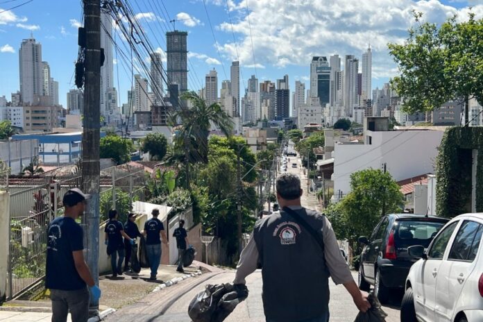 Balneário Camboriú reforça ações e reduz casos de dengue em 2025