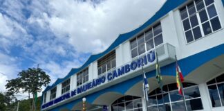 Prefeitura de Balneário Camboriú inaugura nova fachada nesta sexta