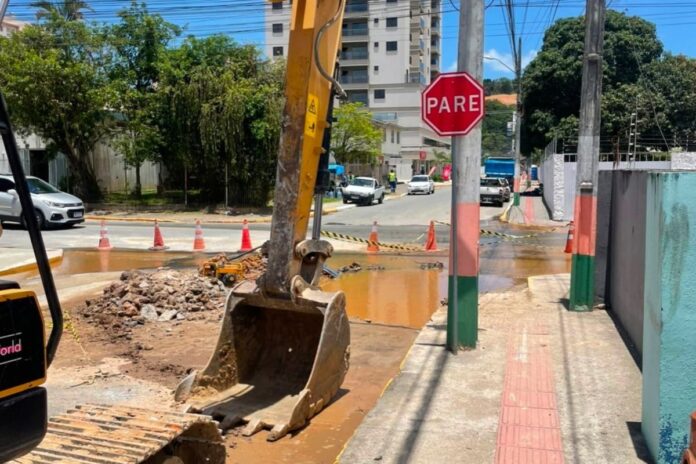 Obra de gás rompe adutoras e pode causar falta d’água em BC e Camboriú