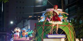 Penúltimo desfile de Natal em BC ocorre neste sábado pela Avenida Atlântica
