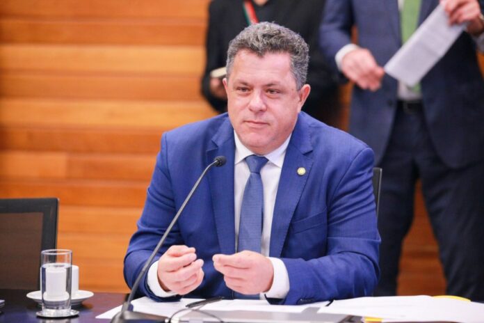 PEC do combate ao superendividamento em SC tem apoio parlamentar na Alesc