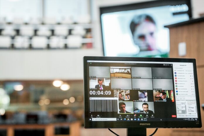 b8c35d09532f67331357f3fe23a32ae5956674e6