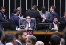 Isenção do IR para quem ganha até R$ 5 mil é aprovada na Câmara dos Deputados