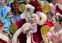 Paradas de Natal chegam aos bairros Nações e Iate Clube em Balneário Camboriú Paradas de Natal chegam aos bairros Nações e Iate Clube em Balneário Camboriú